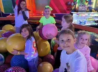 What’s the Best Way to Throw a 5–7-Year-Old Birthday Party?